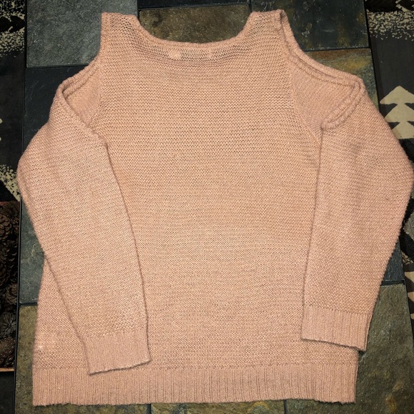 Open-Shoulder Sweater - Picture 2 of 3